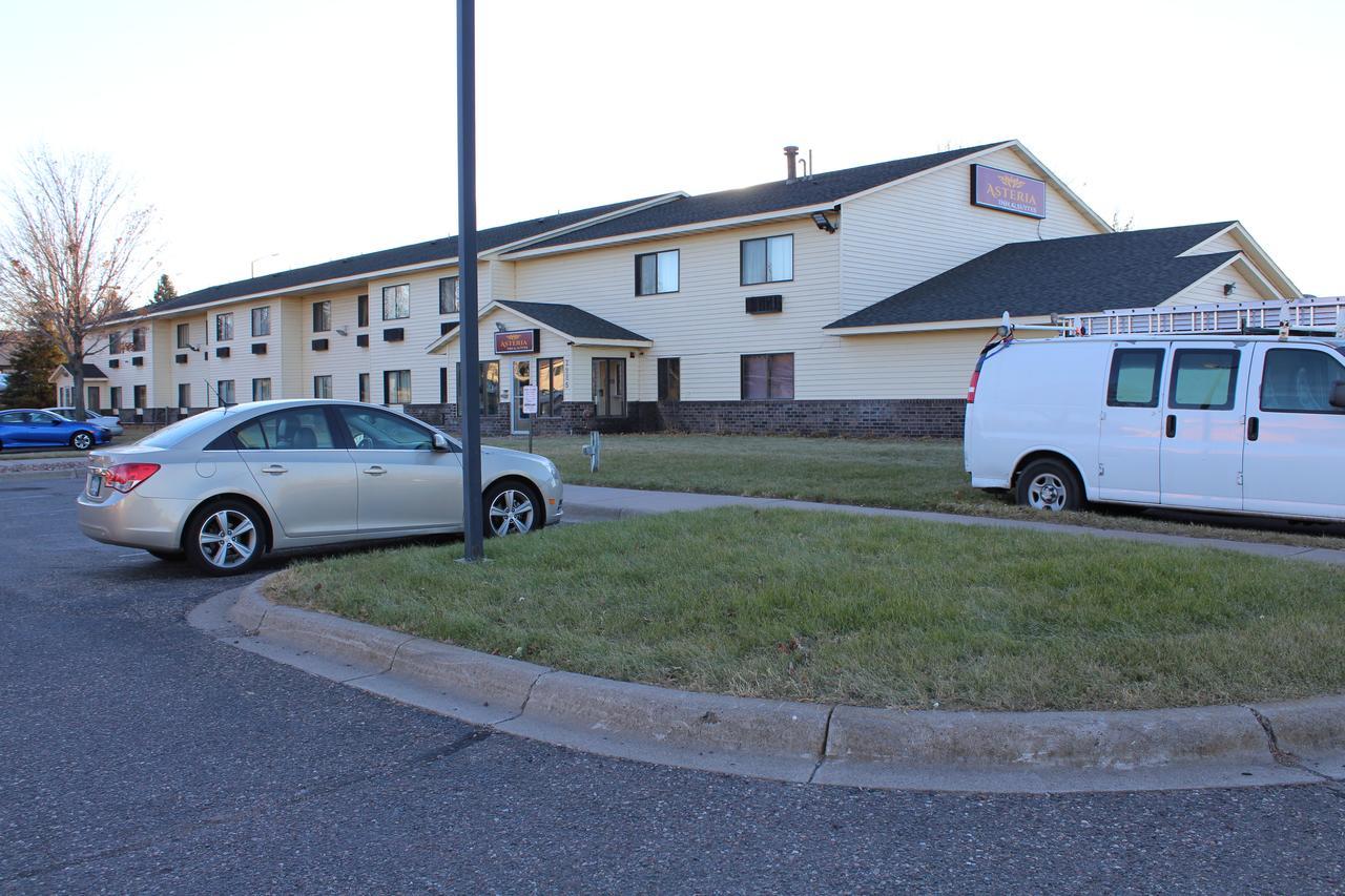 Coratel Inn And Suites Maple Grove Exterior foto