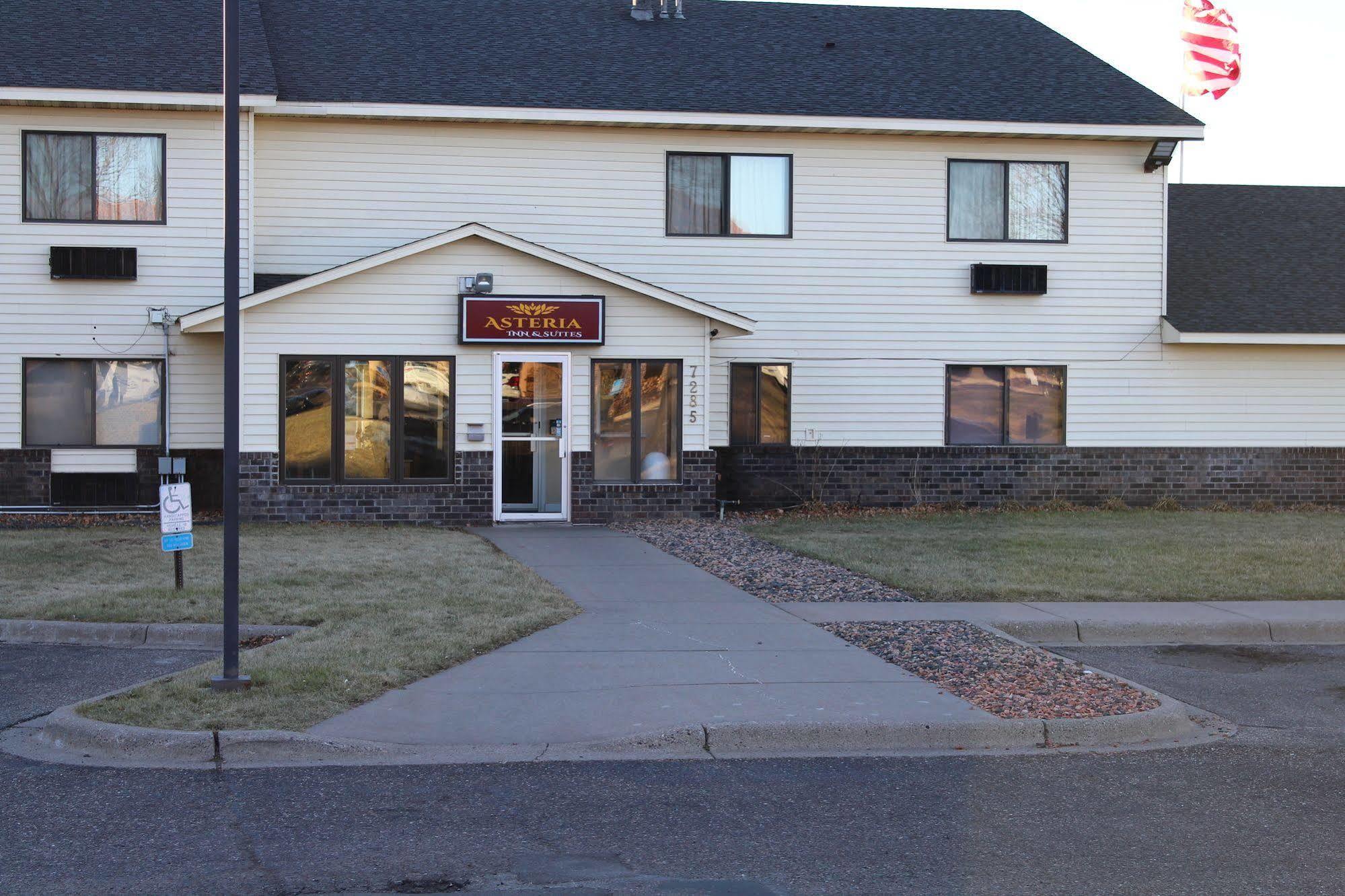 Coratel Inn And Suites Maple Grove Exterior foto